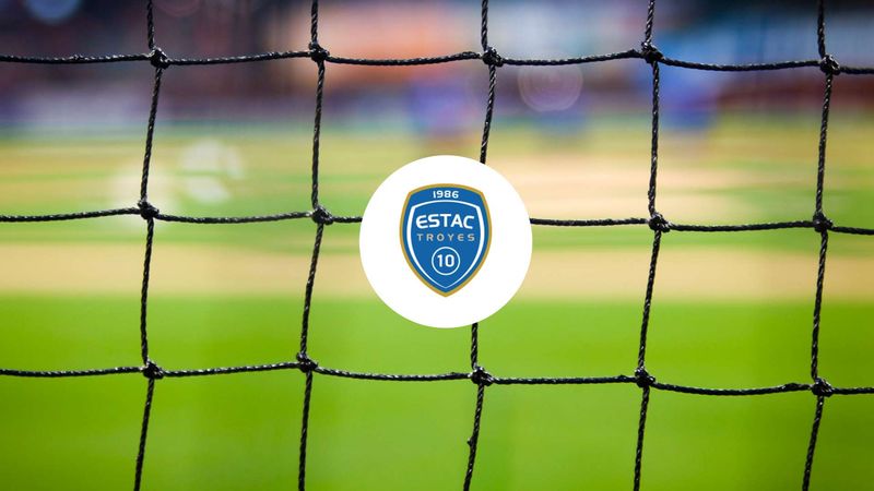Troyes, déjà relégué, espère gâcher les chances de Lille de terminer à la quatrième place en fin de saison.